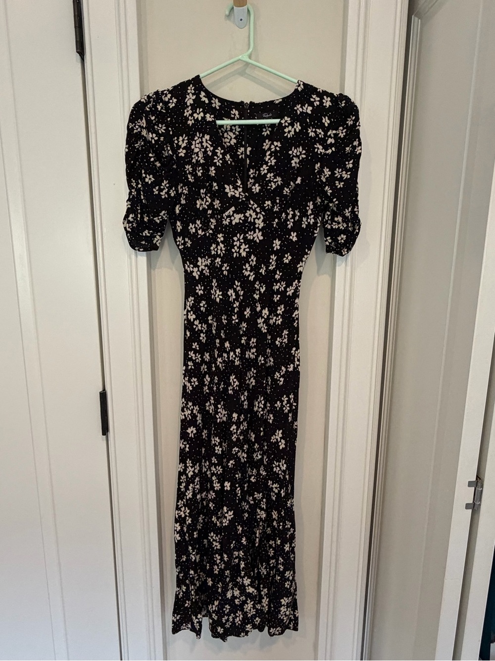 Rails Zariah Black Floral Midi Viscose Dress with Puff Sleeves